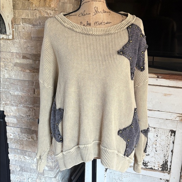 Oil & Hali tan thermal waffle weave long sleeve shirt stars and grommets hi lo - Picture 2 of 16